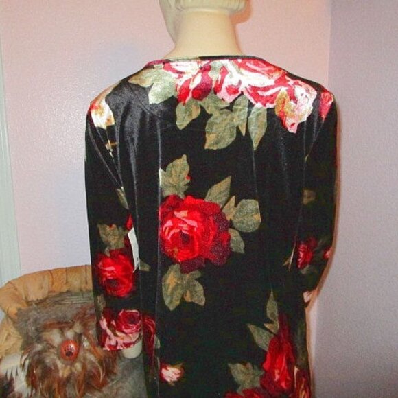 NWT White Stag VELVET Blouse Size M TUNIC Top 3/4 SLEEVE Velour FLORAL Oversized - Picture 8 of 9
